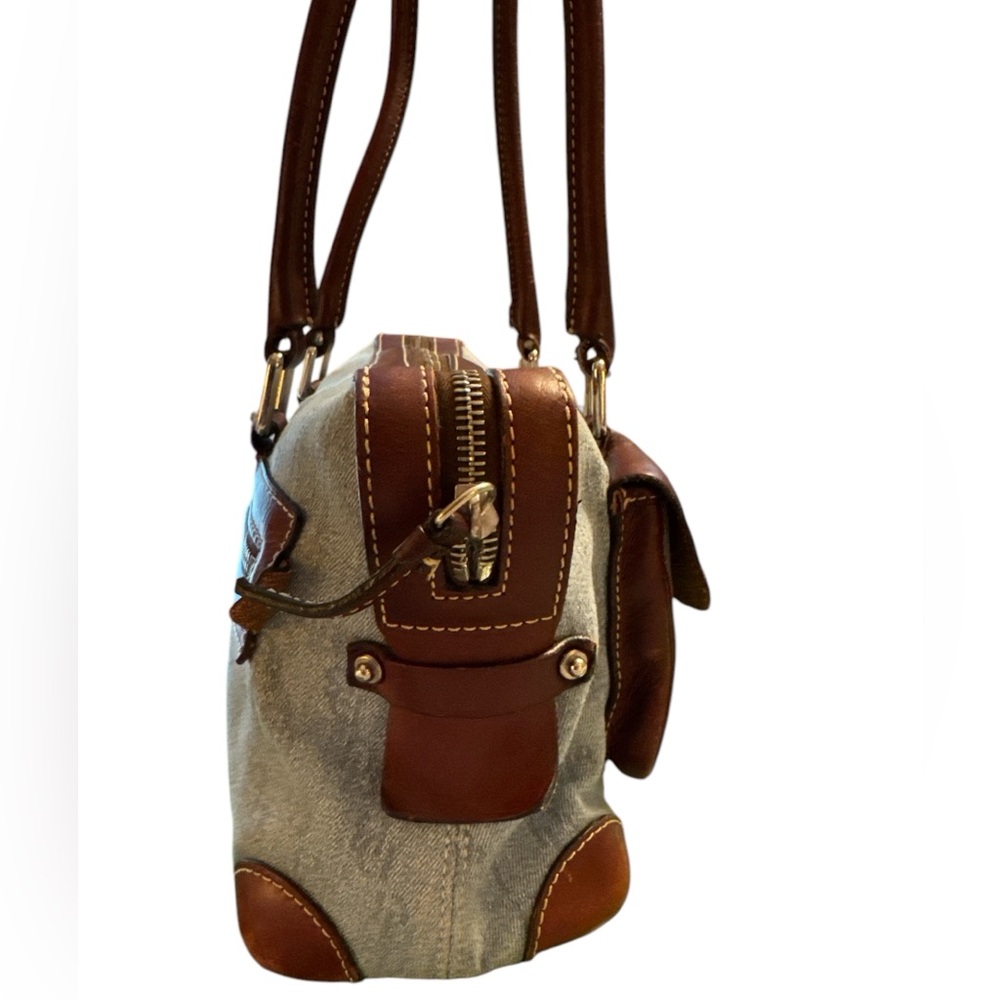 Dooney & Bourke Vintage Brown and Denim Shoulder Bag with Structured Design - Picture 9 of 16